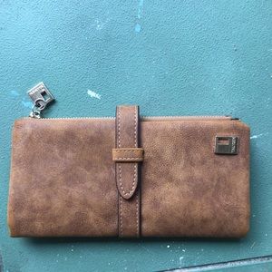 Tan tauren wallet